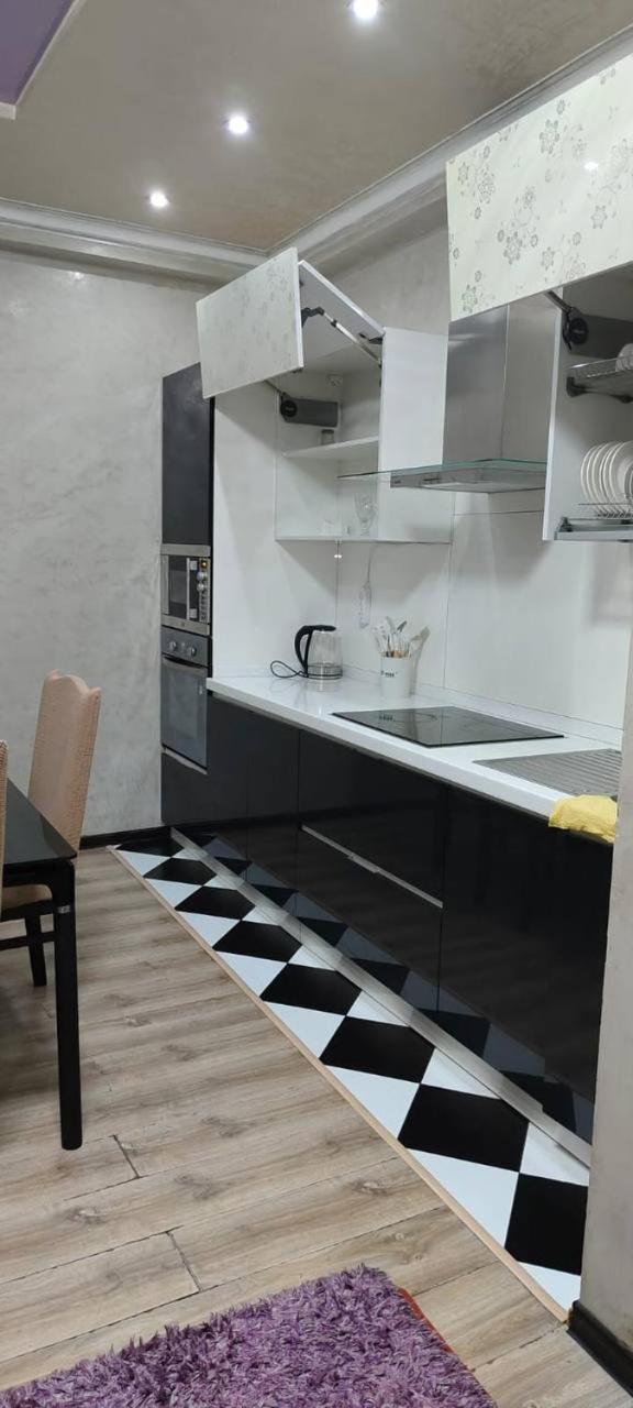 Nurly Tau 2Room Apartments Almaty Extérieur photo